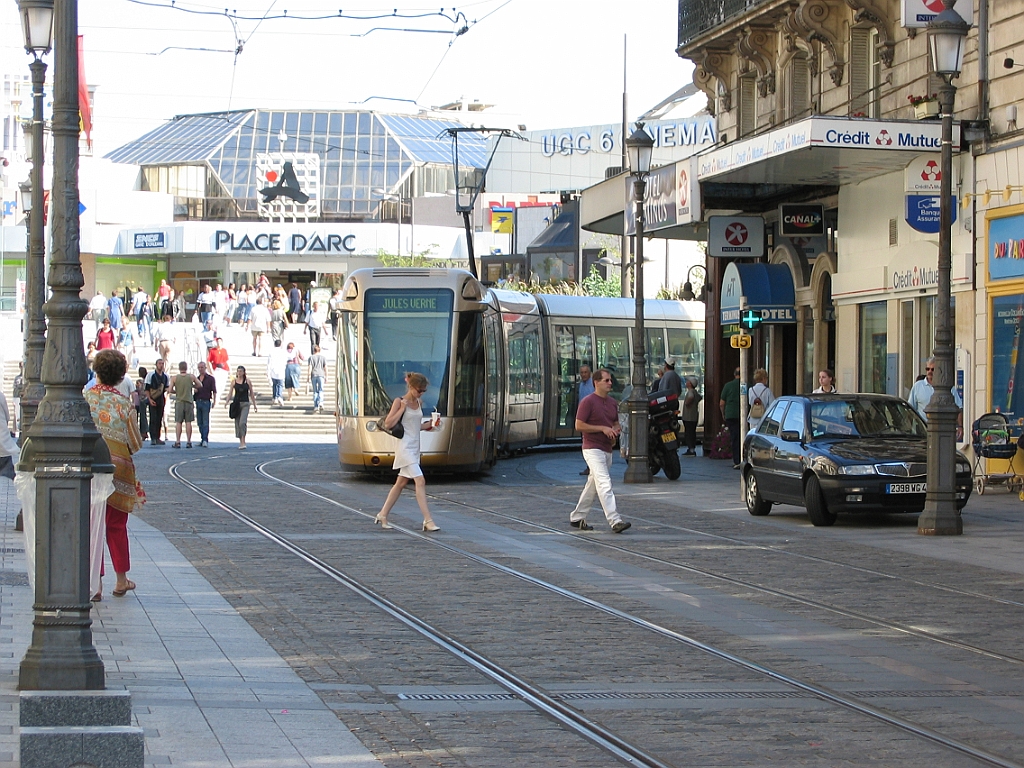 Tramway Orléans 2.jpg